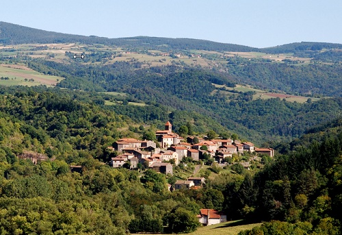 Le village de Chanteuges en Auvergne