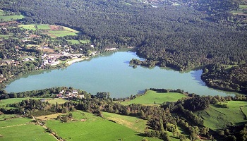 Le lac d'Aydat en Auvergne