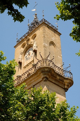 La tour de l'horloge de l'hôtel de ville d'Aix en Provence